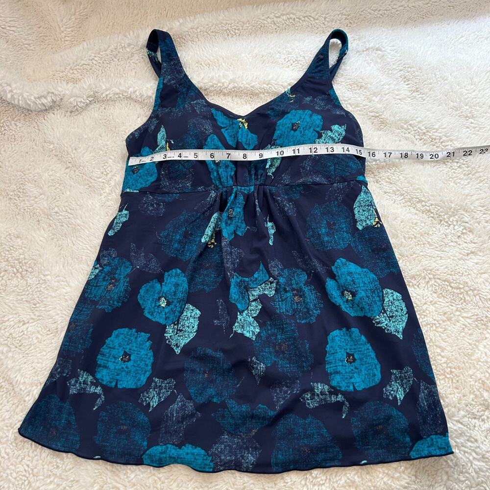 L.L. Bean Women’s Tankini Top Blue Abstract UPF 50 Swimwear 16 Beach Swim Summer - Picture 3 of 5
